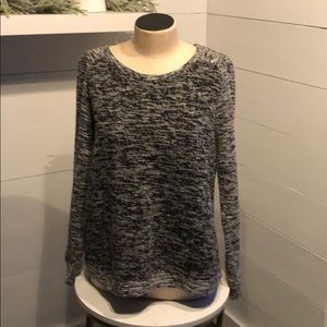 Ann Taylor LOFT sweater black and white. Sz M.